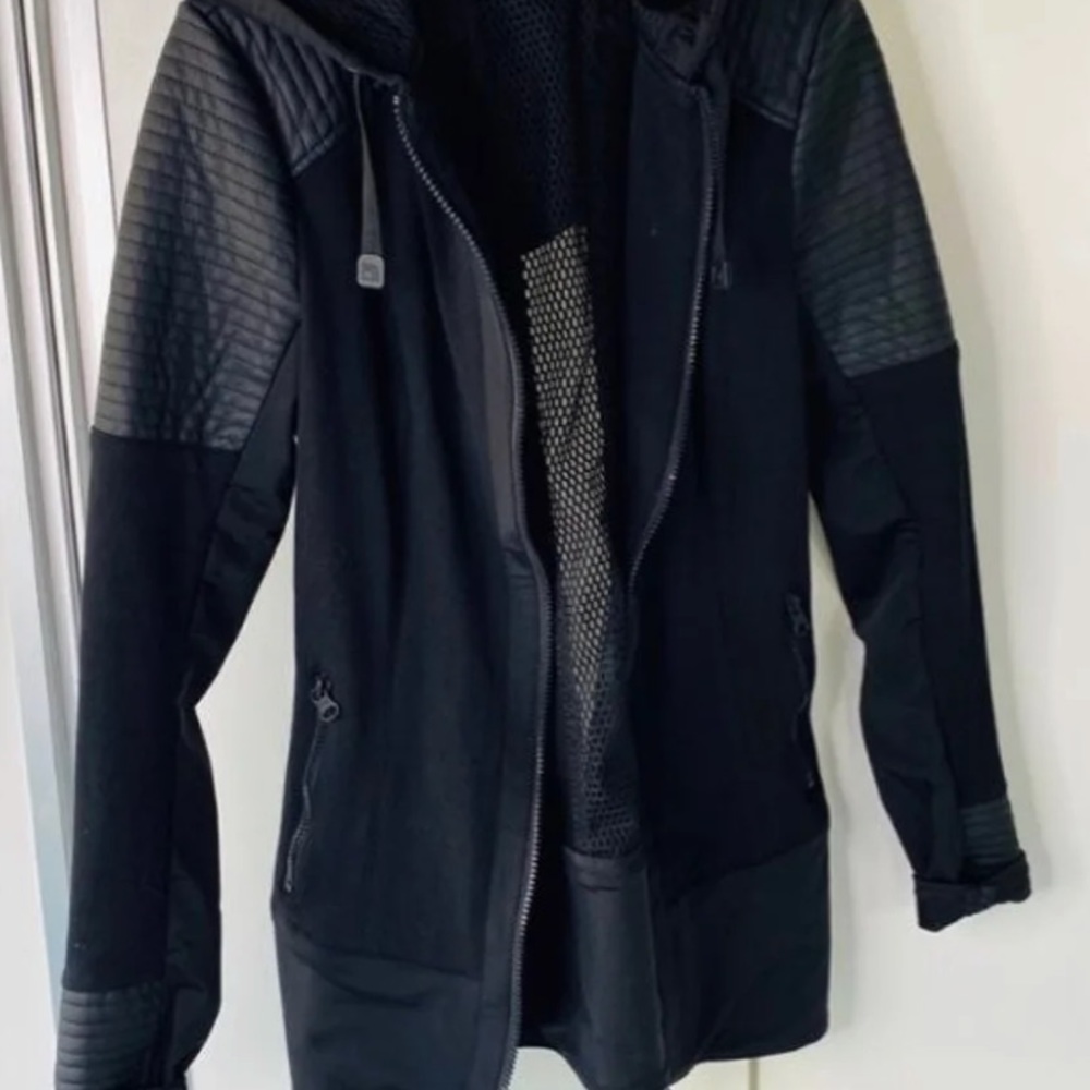 Blanc Noir Jacket